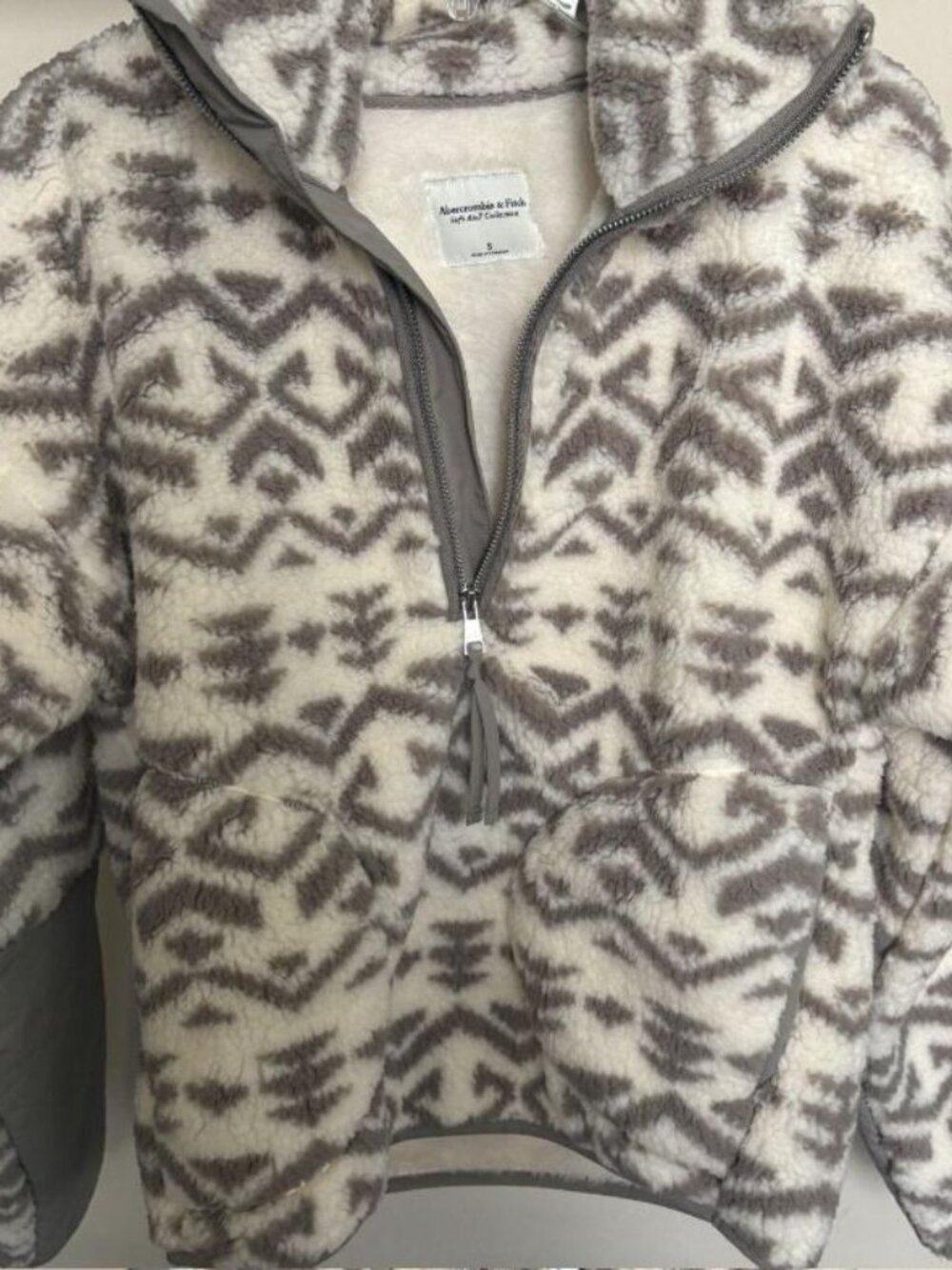 Abercrombie & Fitch Soft A&F Sherpa Zip Jacket